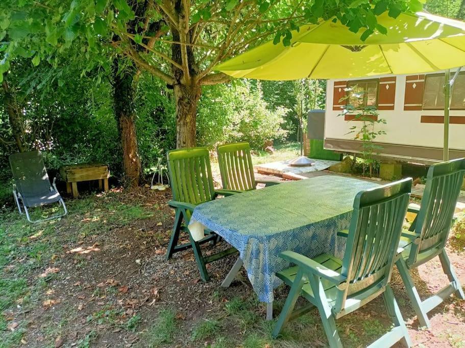 La Colline Aux Oiseaux, La Tranquillite Des Bois Villa Molieres-sur-Ceze Eksteriør bilde