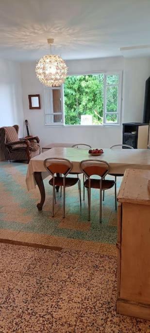 La Colline Aux Oiseaux, La Tranquillite Des Bois Villa Molieres-sur-Ceze Eksteriør bilde