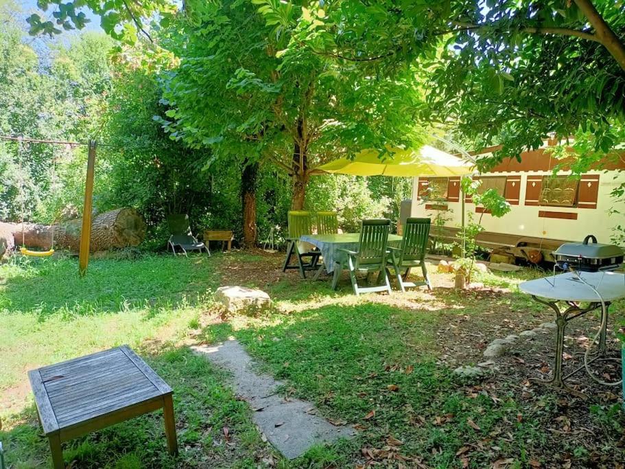 La Colline Aux Oiseaux, La Tranquillite Des Bois Villa Molieres-sur-Ceze Eksteriør bilde